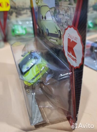 Машинка из мультфильма Тачки Эйсер