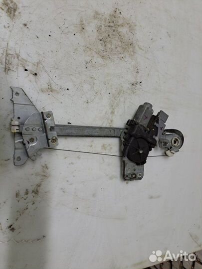 Стеклоподъемный механизм задний правый