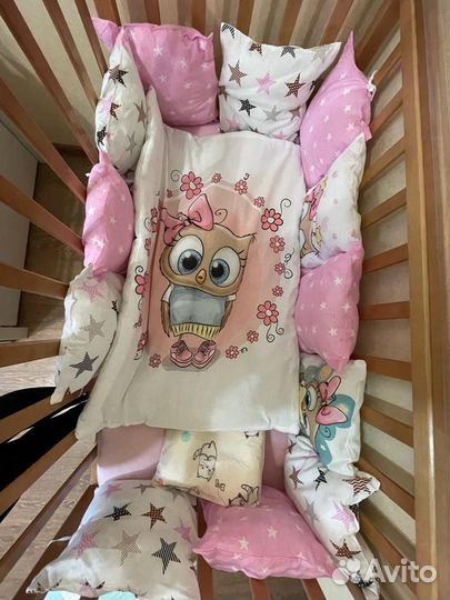 Бортики в детскую кроватку с одеялом