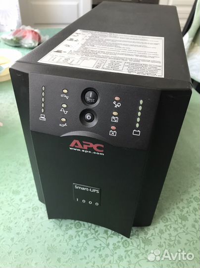 Ибп APC smart UPS 1000