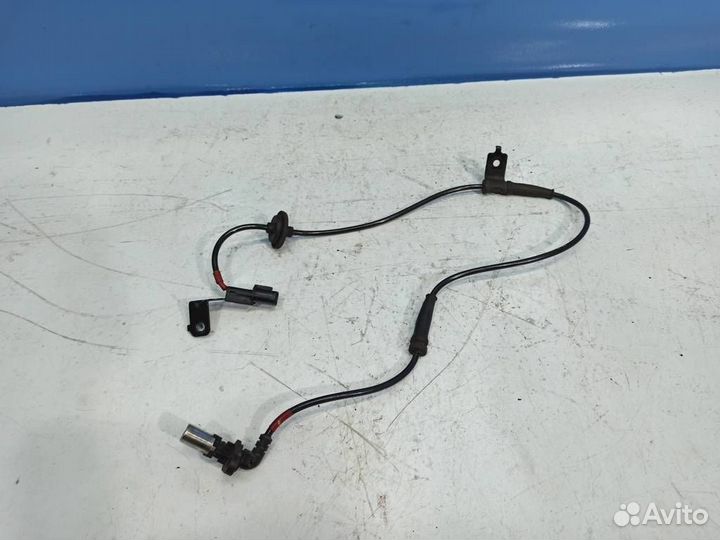 Датчик ABS передний правый Hyundai Grand Starex 2