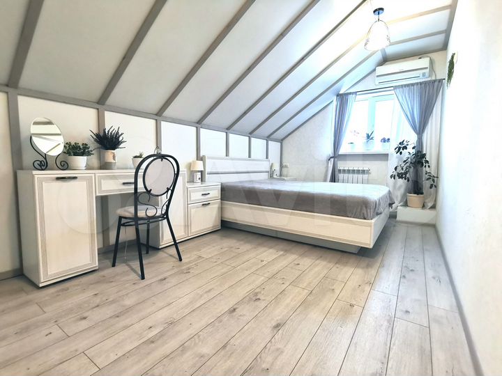 Дом 137 м² на участке 10 сот.