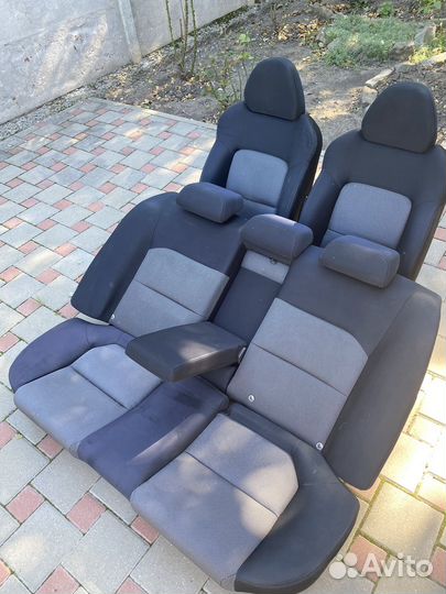 Автомобильное сиденья Subaru Legacy