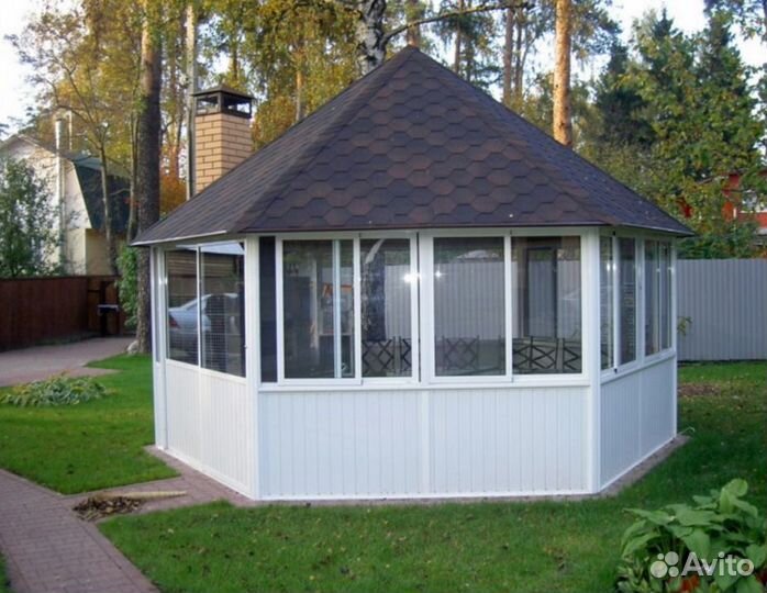 Остекление беседки качественно