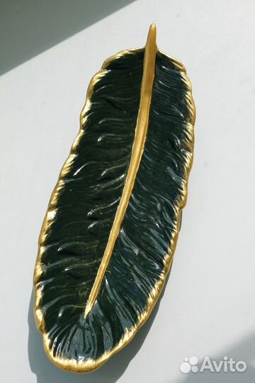 Перо из эпоксидной смолы