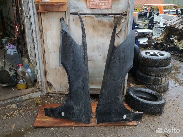 Передние крылья peugeot 607