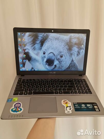 Ноутбук Asus X550L