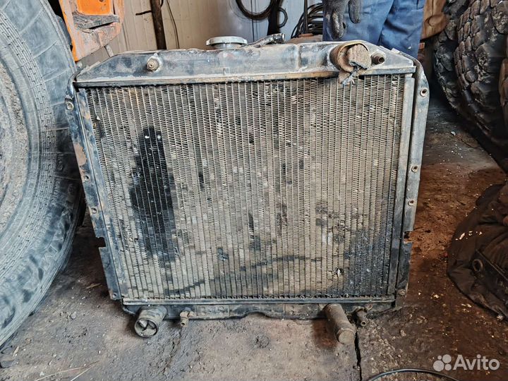 Продам радиатор