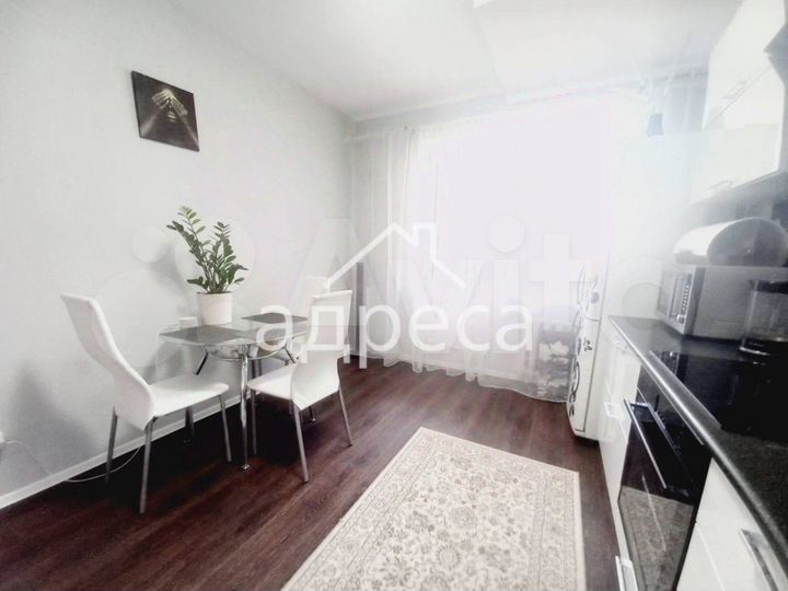 2-к. квартира, 80 м², 9/16 эт.