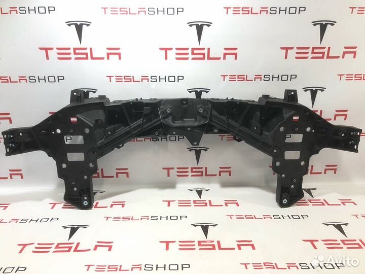Передняя панель (телевизор) Tesla Model X рест