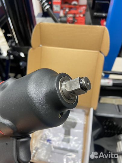 Ударный пневматический гайковерт на 1/2