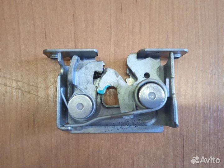 Замок капота Bmw X6 F16 4DX 4.0 2018