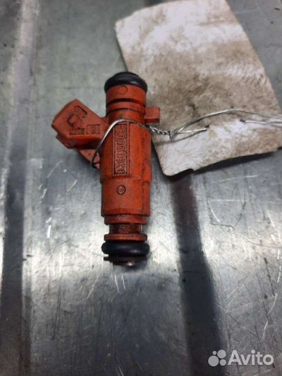 Форсунка Peugeot 206 1 хэтчбек 1.6 2002