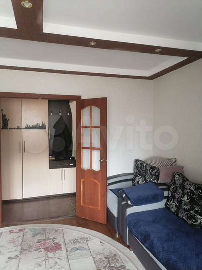 4-к. квартира, 87 м², 1/9 эт.