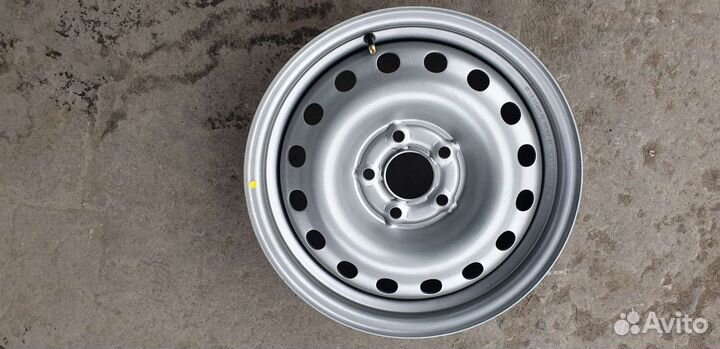 Всего один диск Renault Duster R16 5x114,3