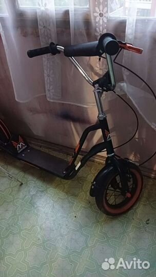 Самокат с большими колесами