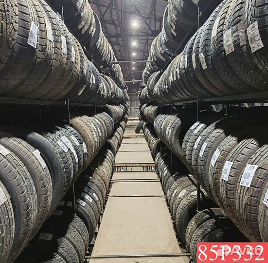 Nokian Tyres Hakkapeliitta R 215/65 R16 100P