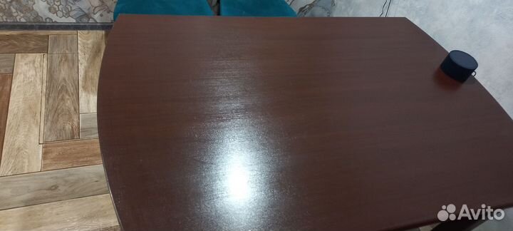 Кухонный стол