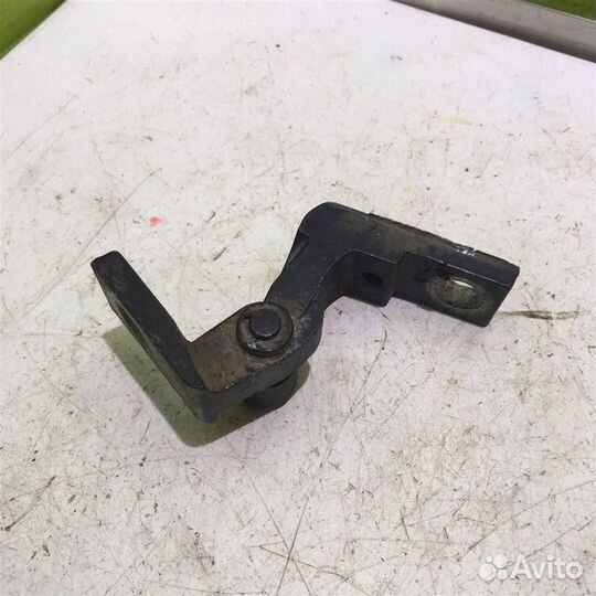 Петля двери передней Ауди А6 С5