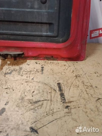 Крышка инструментального ящика MAN TGX 2008