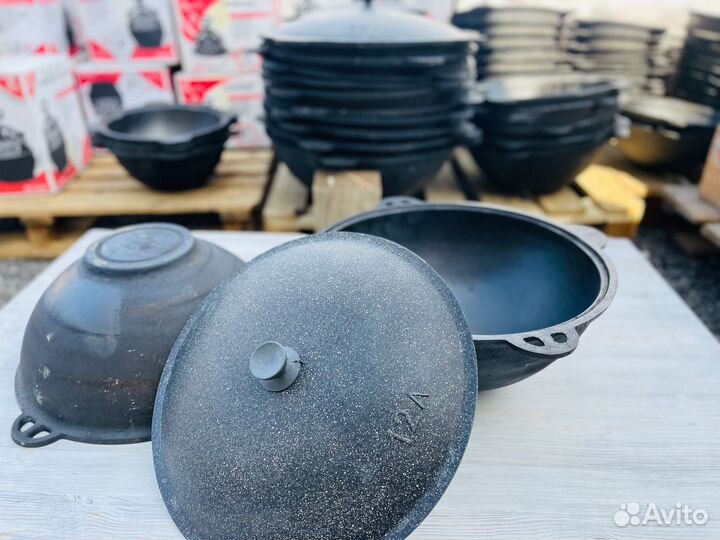 Казан чугунный 12 л с крышкой термокраска VIP