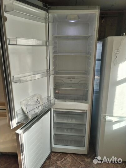 Холодильник