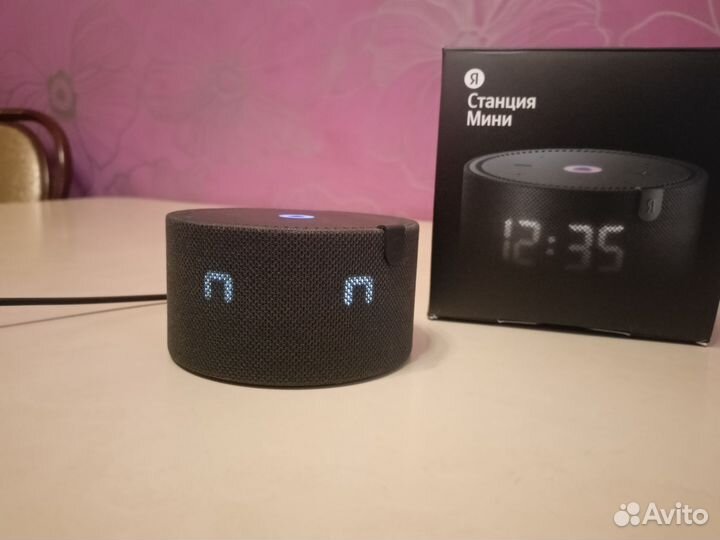 Яндекс Станция Мини с часами 2