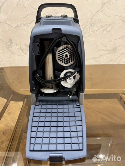 Электромясорубка Аксион М61