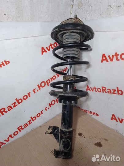 Стойка передняя правая nissan presage VU30