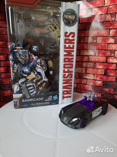 Transformers Barricade новый hasbro