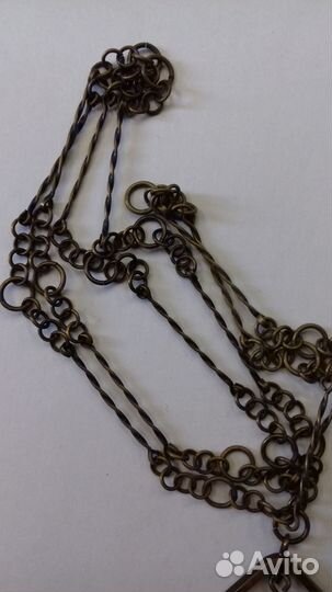 Крупный кулон.подвеска. С цепочкой янтарь, латунь