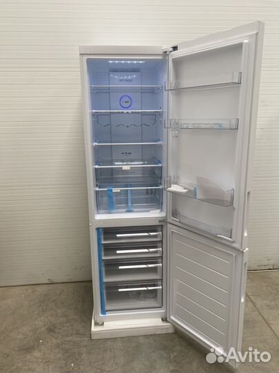 Холодильник Haier C2F637cwmv