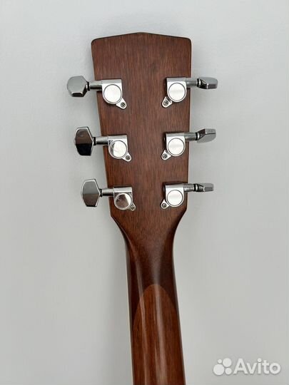 Акустическая гитара Cort 880