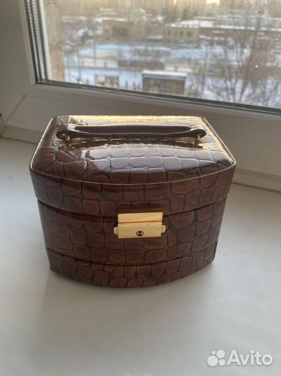 Шкатулка для украшений маленькая