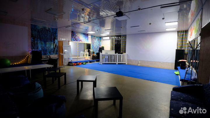 Зал для танцев и йоги