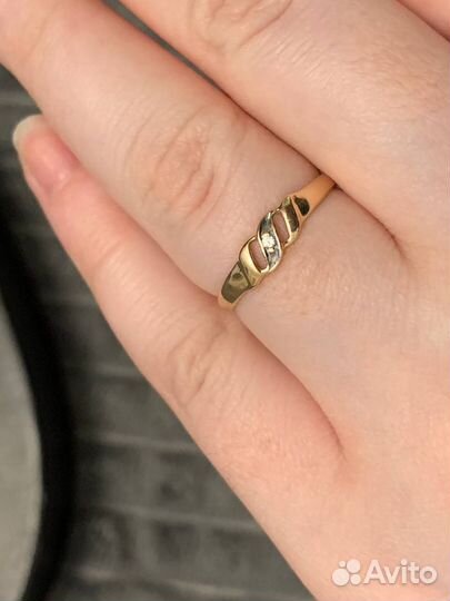 Золотое кольцо 585 пробы