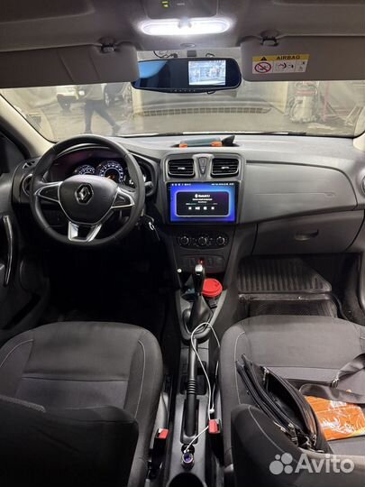 Renault Logan Stepway 1.6 CVT, 2020, 82 000 км