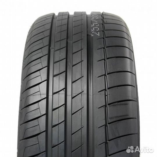 Kapsen RS26 285/45 R19 111W