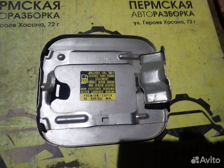 Лючок бензобака для Honda CR-V 2002-2006