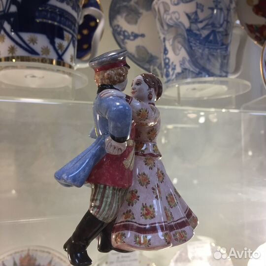 Майолика скульптура кадриль
