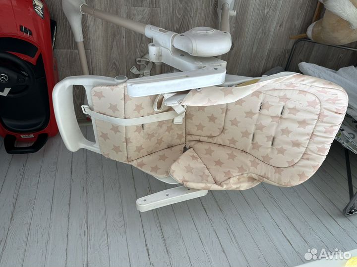 Детский стульчик для кормления