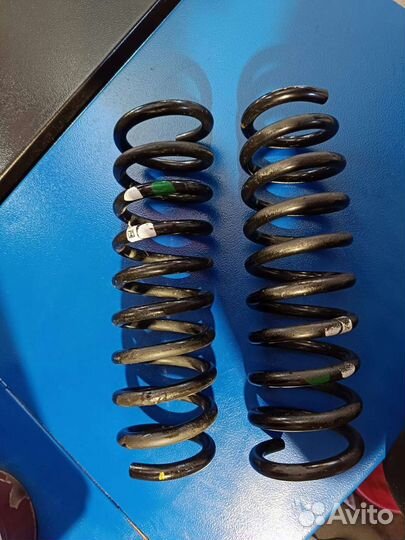 Пружины задние