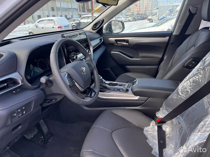 Toyota Highlander 2.0 AT, 2024, 11 км