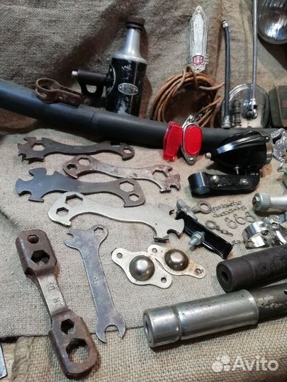 Старинные велосипедные запчасти