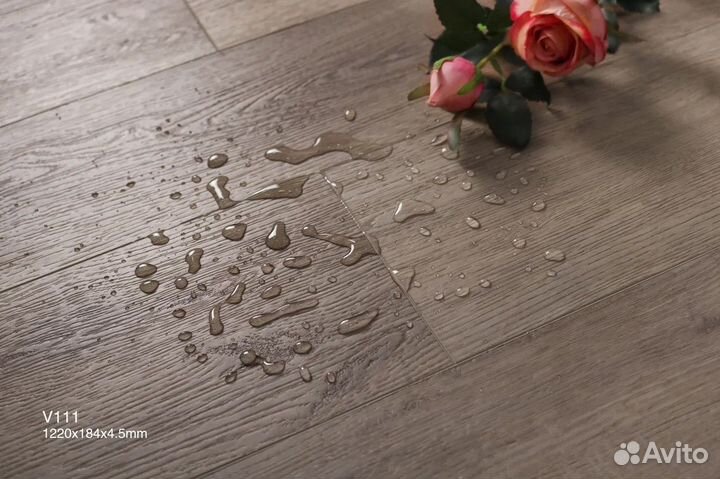 Ламинат влагостойкий новый