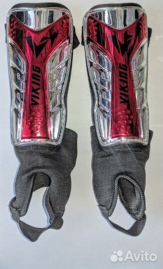 Щитки футбольные 