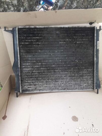 Радиатор основной