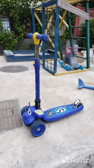 Самокат детский трехколесный