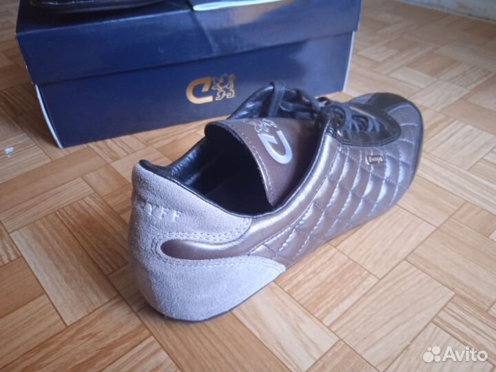 Кроссовки cruyff модель recopa 46 размер