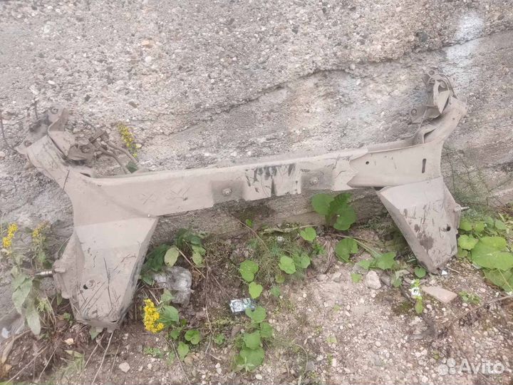 Задняя балка Renault Scenic 2